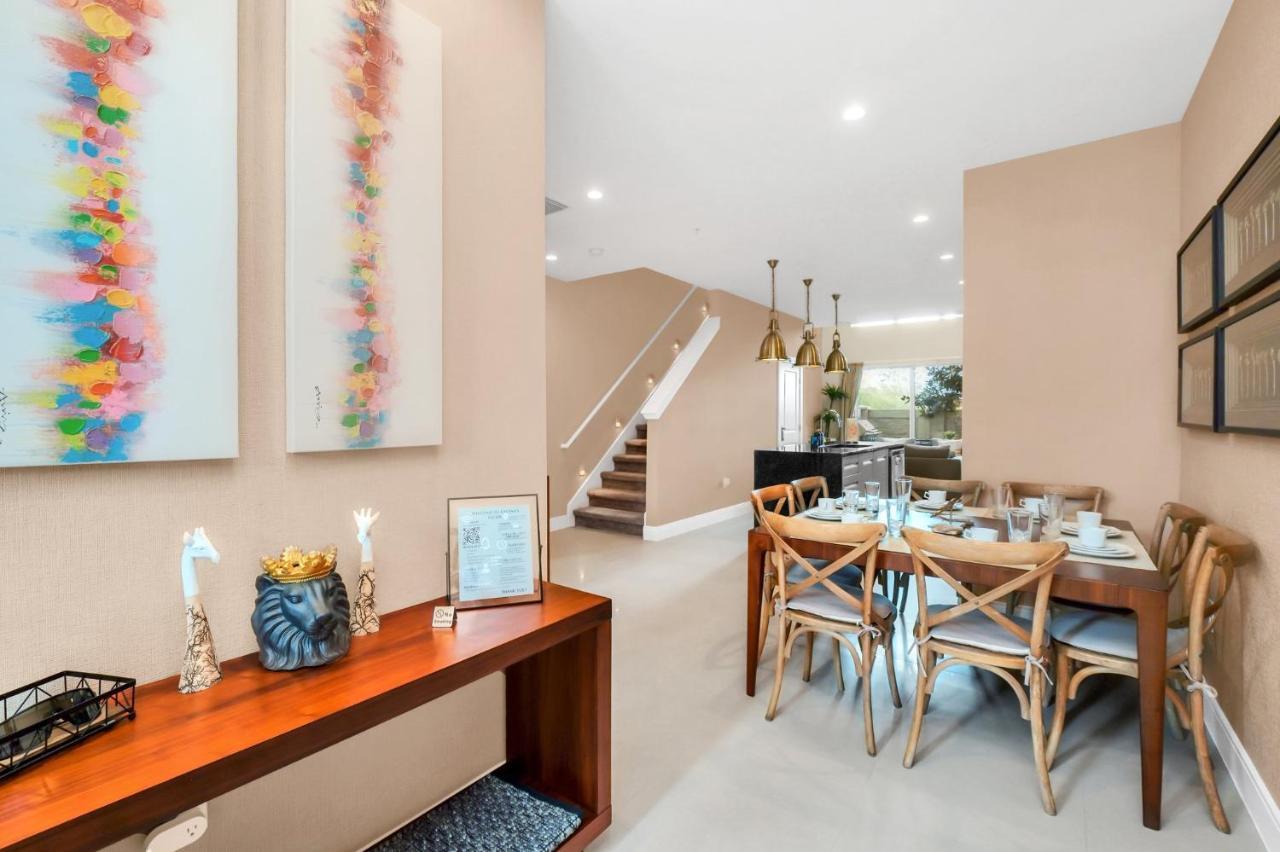 Luxury Villa Less Than A Mile From Disneyworld -Bonus Elevator- Orlando Luaran gambar