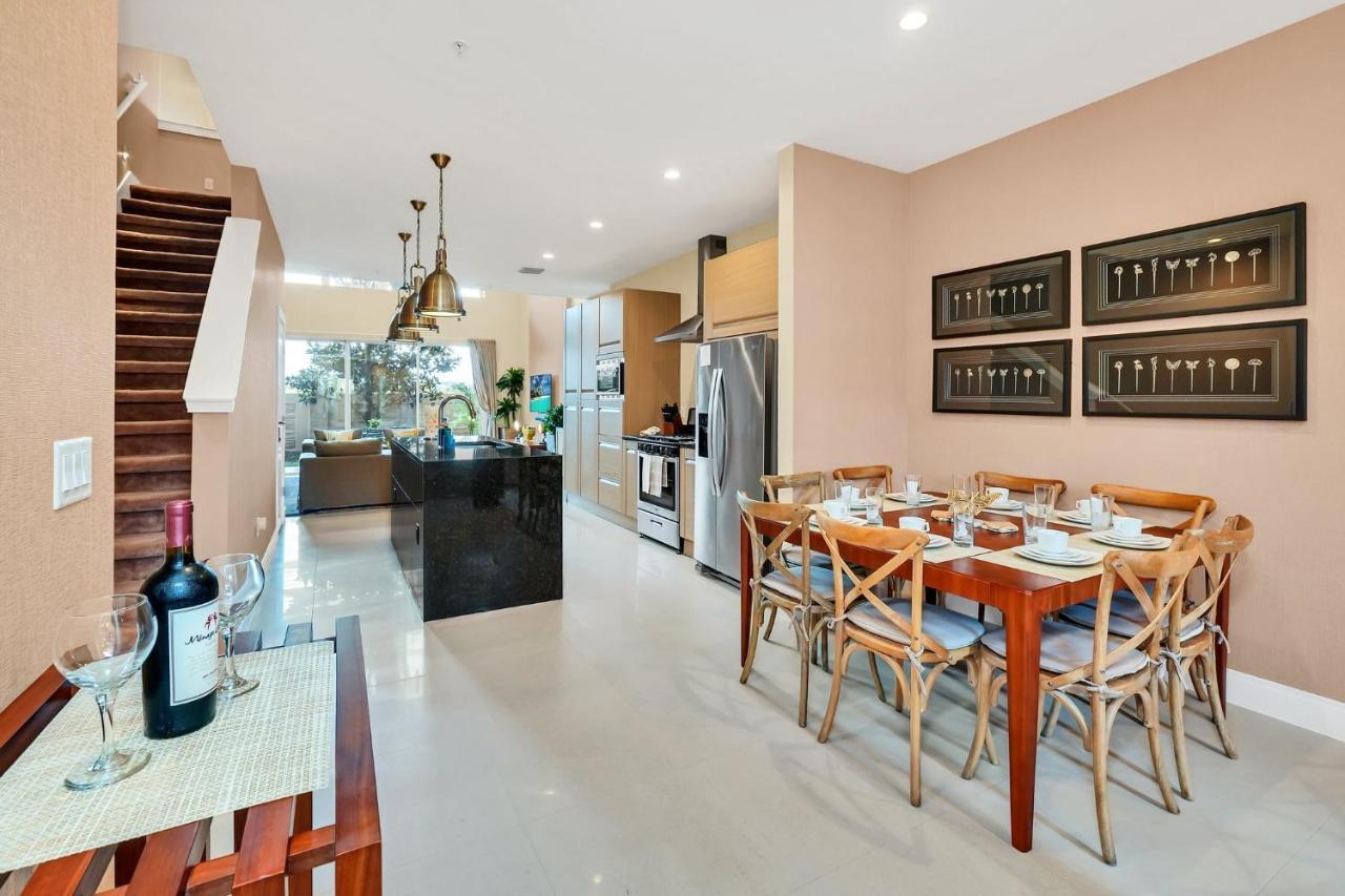 Luxury Villa Less Than A Mile From Disneyworld -Bonus Elevator- Orlando Luaran gambar