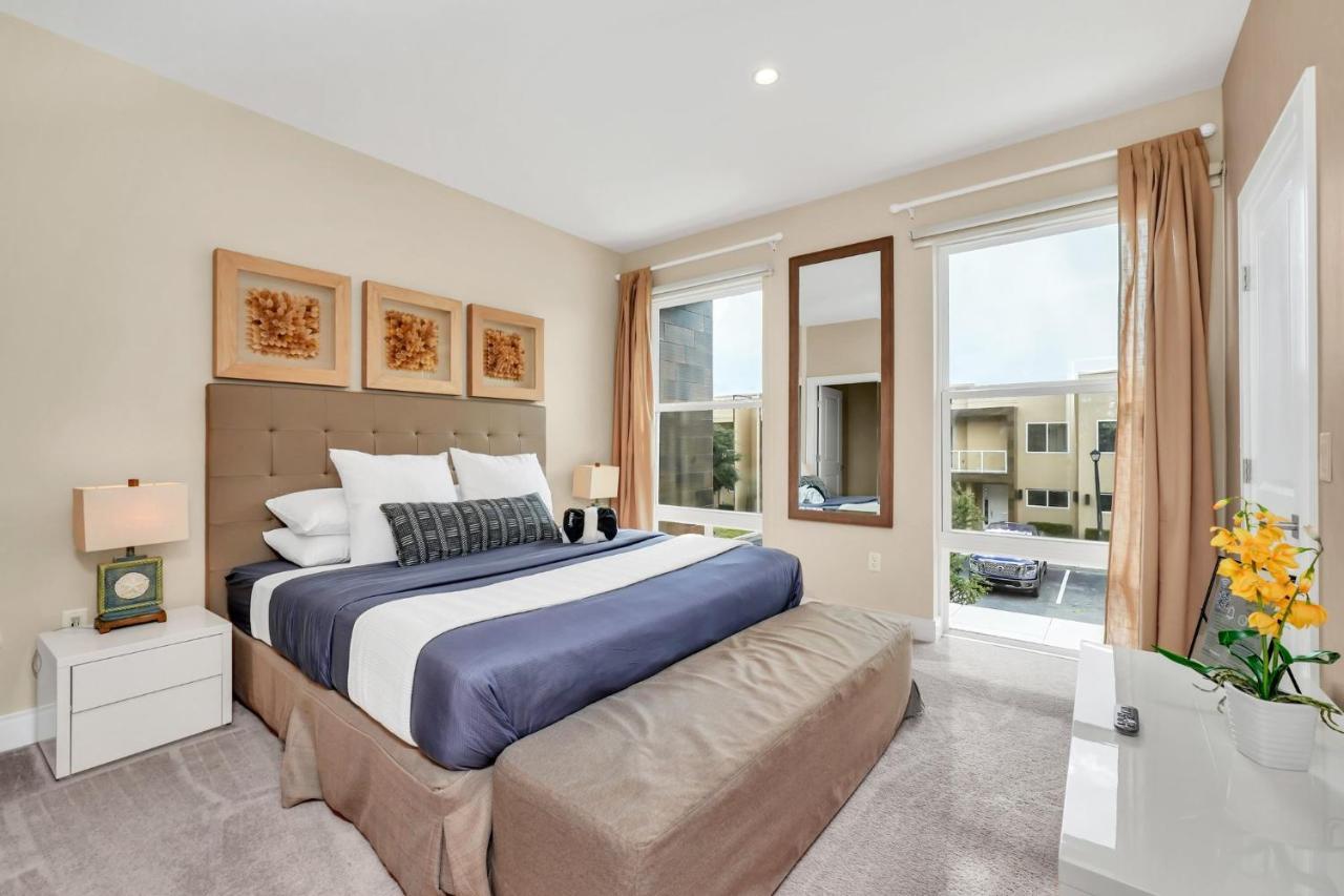 Luxury Villa Less Than A Mile From Disneyworld -Bonus Elevator- Orlando Luaran gambar